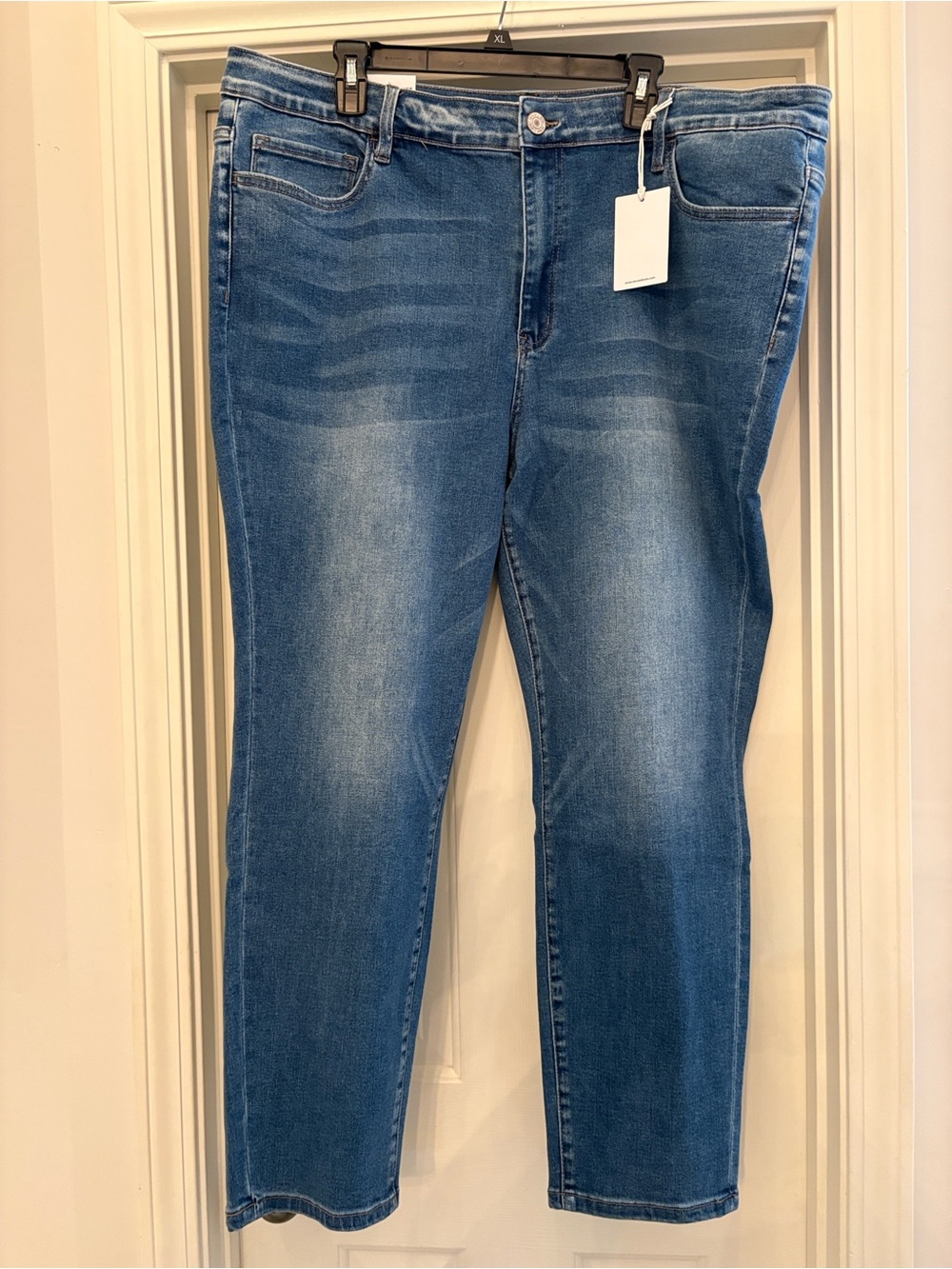 VERVET Los Angeles Size 22 Skinny Jeans NWT Plus Size Stretch Mid Wash Denim